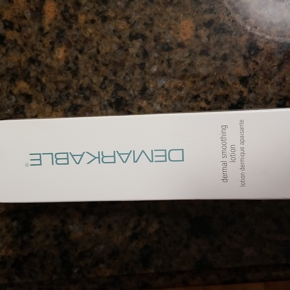 Beauticontrol Demarkable Dermal Smoothing Lotion 4.5 oz Brand new. Unopened.